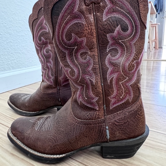 Ariat Boots - Picture 3 of 7